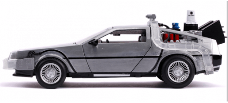 RETOUR VERS LE FUTUR II DELOREAN TIME MACHINE | CARSNGO.FR