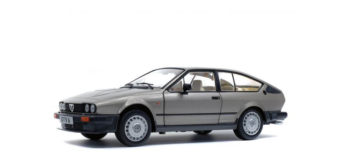 ALFA ROMEO GTV6 – SILVER – 1984 | CARSNGO.FR