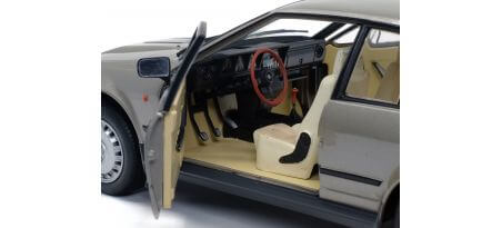 ALFA ROMEO GTV6 – SILVER – 1984 | CARSNGO.FR