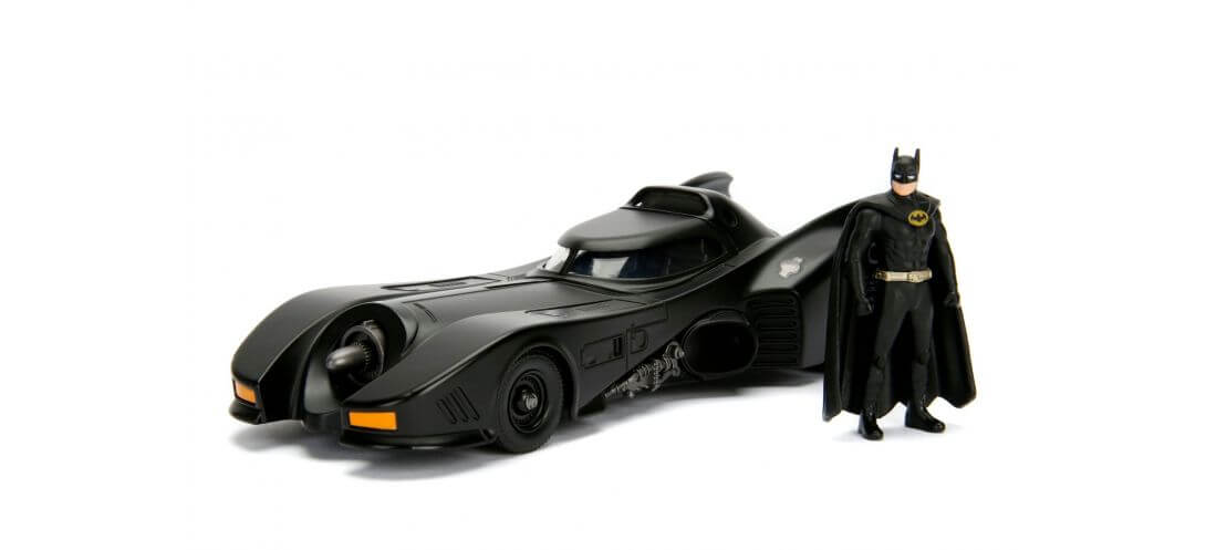 1989 BATMOBILE W/BATMAN FIGURINE | CARSNGO.FR