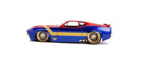 1973 MACH 1 W/CAPITAINE MARVEL FIGURINE | CARSNGO.FR